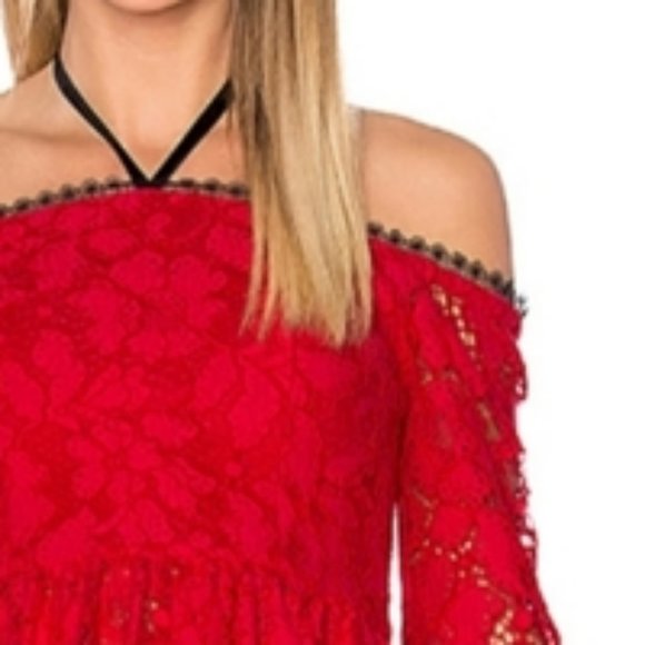 Alexis Grace Peplum red lace Off Shoulder Top S - Picture 3 of 4